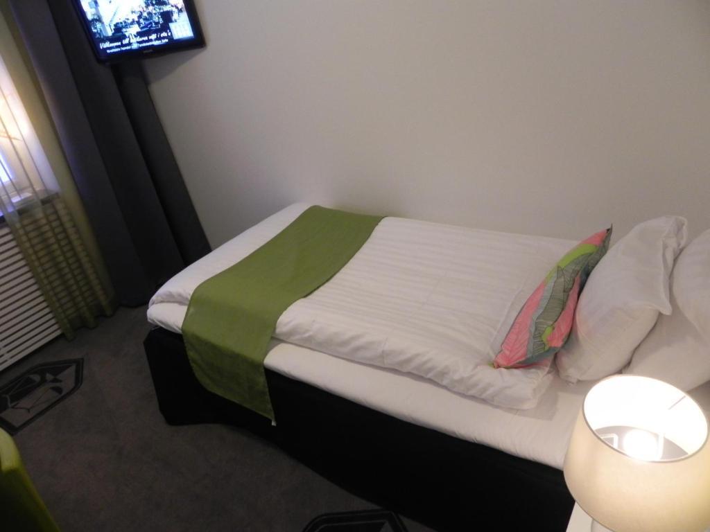 סאלה Hotell Tinget חדר תמונה